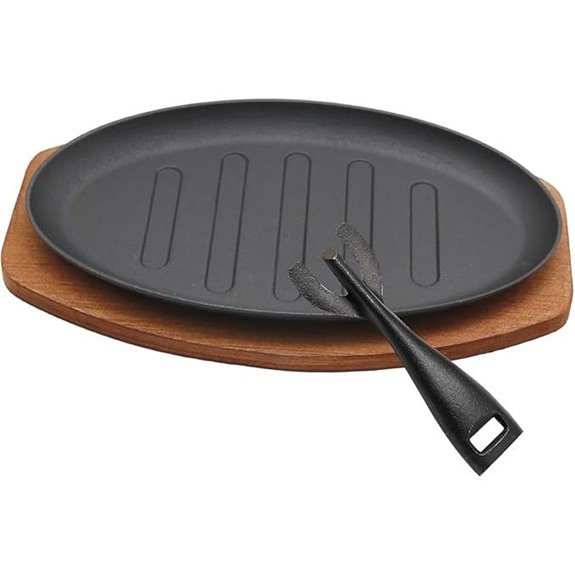 Cast Iron Steak Plate with Wooden Base (10)