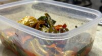 containers affect food flavor
